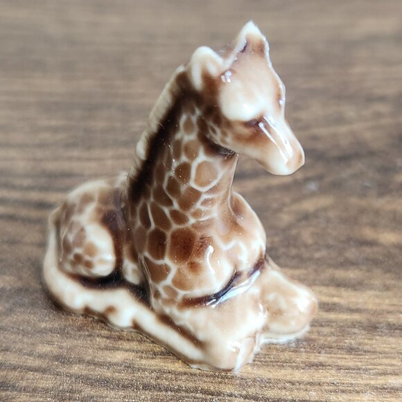 Vintage | Red Rose Tea Wade Whimsies: Giraffe 2/$10 or 5/$20 - Picture 1 of 1